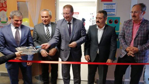Halil Türkkan İmam Hatip Ortaokulunun STEM Laboratuarının açılışını gerçekleştirdik.