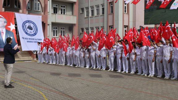 19 Mayıs Atatürkü Anma, Gençlik ve Spor Bayramı kutlu olsun.