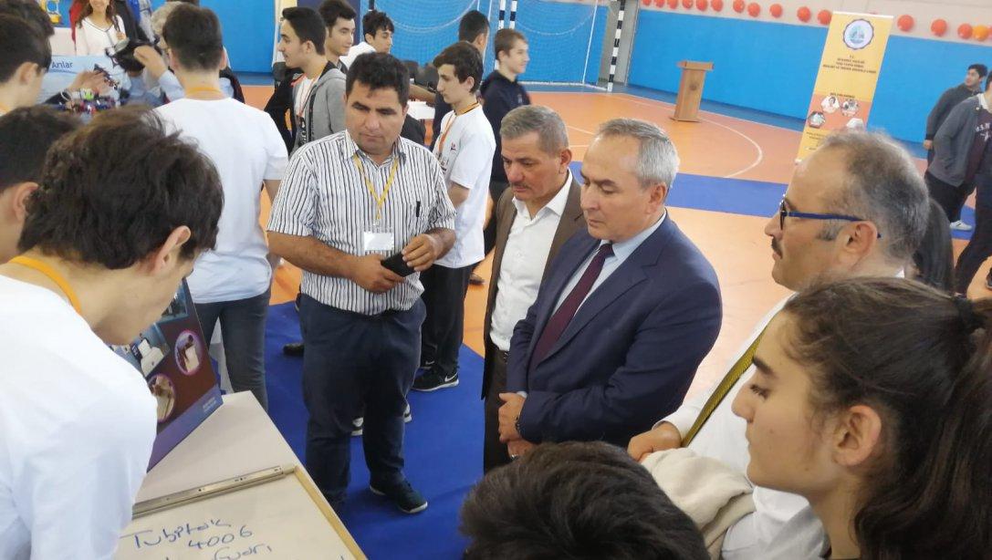 TOKİ Yahya Kemal Anadolu Lisesi'nin TÜBİTAK 4006 proje sergi açılışını Şube Müdürü Sn. Hacı Osman Yırtıcı ve Okul Müdürlerinin katılımı ile gerçekleştirdik.