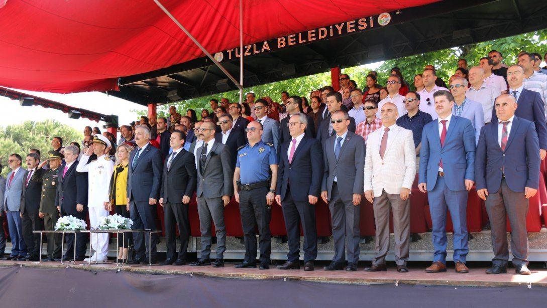 19 Mayıs Atatürk'ü Anma, Gençlik ve Spor Bayramı İlçe Programımızı Tuzla Cezeri Mesleki ve Teknik Anadolu Lisemizde gerçekleştirdik.