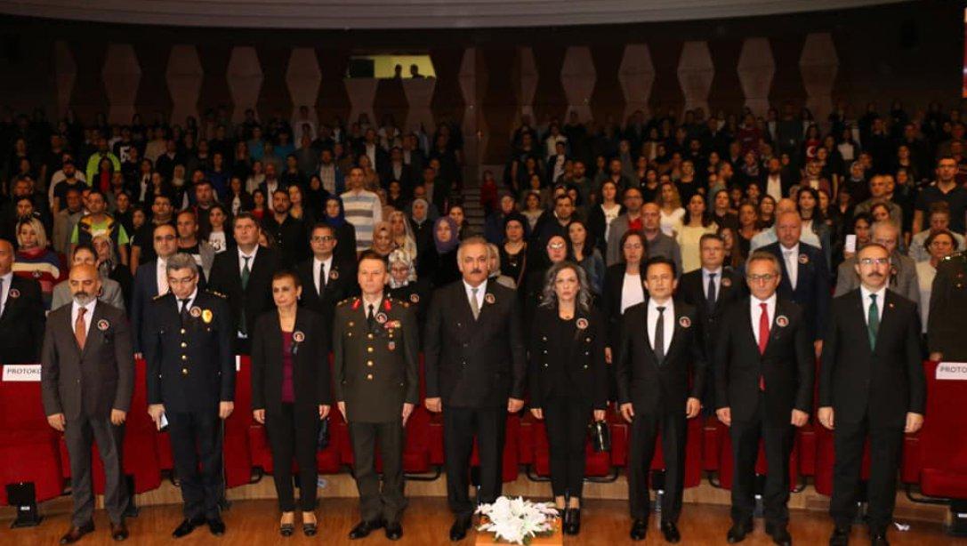 Tuzla Belediyesi Nikah Sarayı'nda 10 Kasım Gazi Mustafa Kemal Atatürk'ü Anma İlçe Programı'nı gerçekleştirdik.