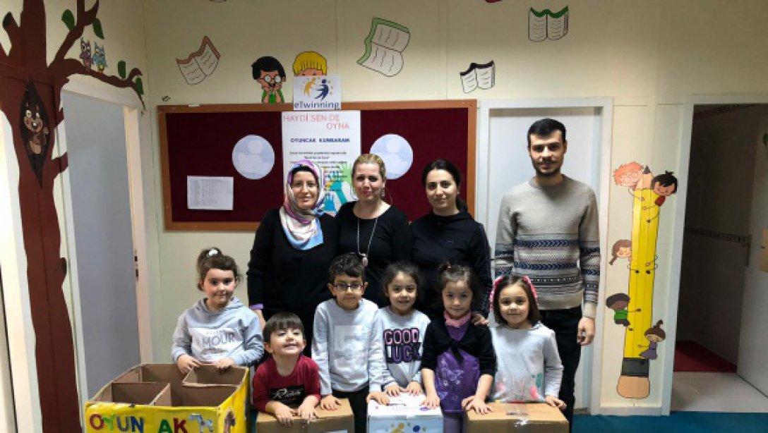 Peyami Safa İlkokulu Haydi sen de oyna" Oyuncak Toplama Kampanyası