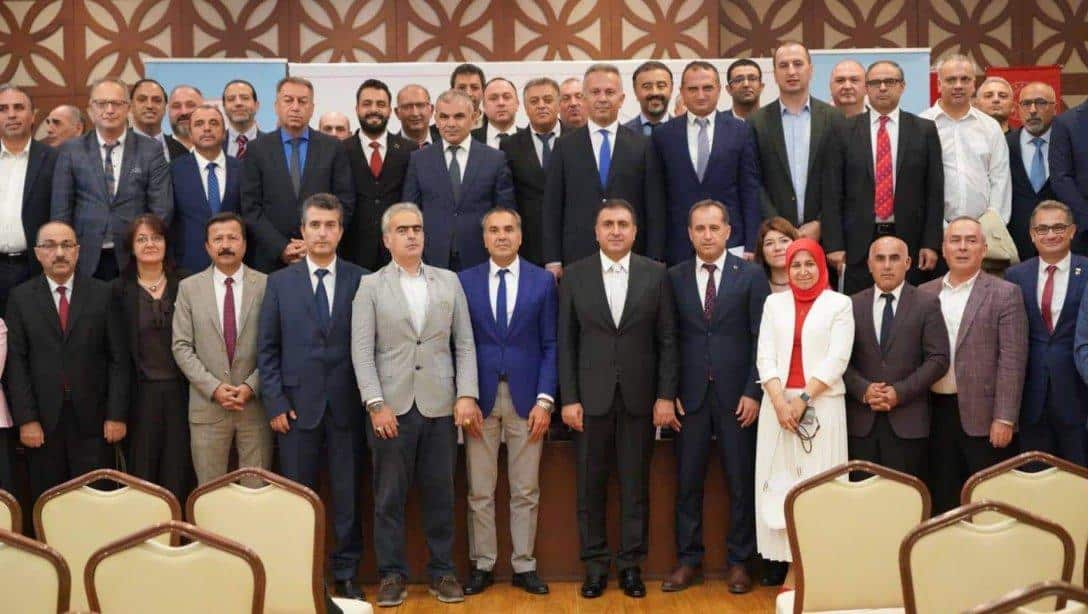 İL MİLLÎ EĞİTİM MÜDÜRÜMÜZ YENTÜR, TUZLA'DA OKUL MÜDÜRLERİYLE BİR ARAYA GELDİ